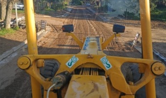 SE INTENSIFICAN LOS TRABAJOS DE NIVELACIN Y BACHEO TRAS LOS DAS DE LLUVIA